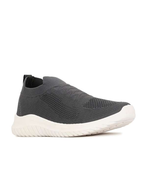 Bata casual shoes for mens with price new arrivals