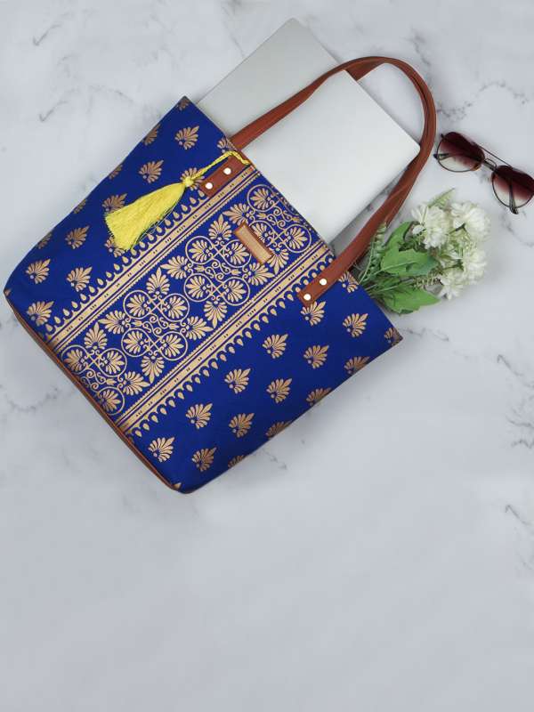 Kanvas katha bags deals