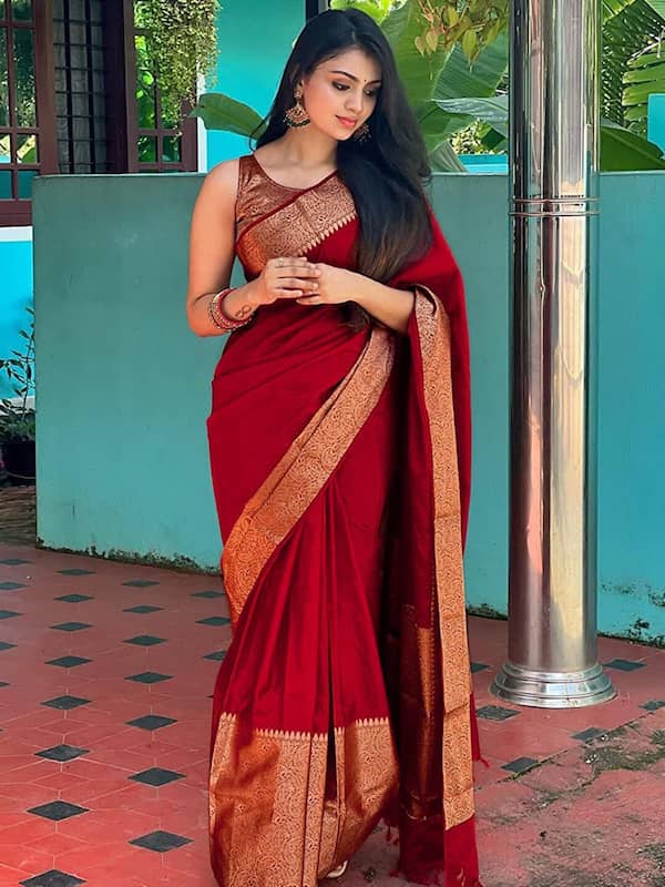 Buy sukanya Fabrics Womens Varkala Kanchi pattu Kanchipuram Silk saree  With unstitched Blouse piece dark maroon colourfreekabi fab 1 at  Amazonin