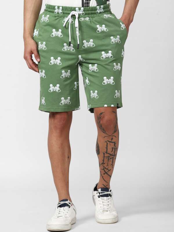 Men Knee Length Shorts Buy Men Knee Length Shorts online in India