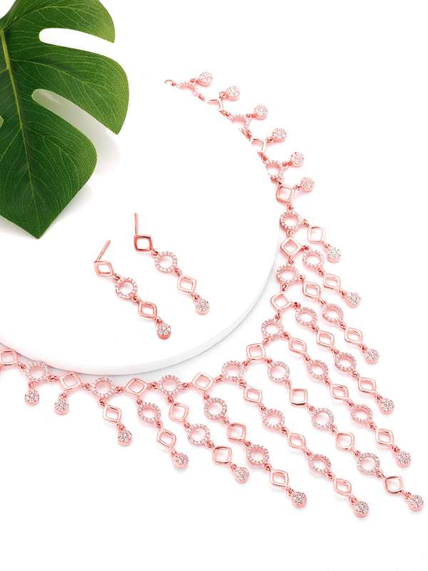 Jewellery For Women Buy Women Jewellery Online in India Myntra