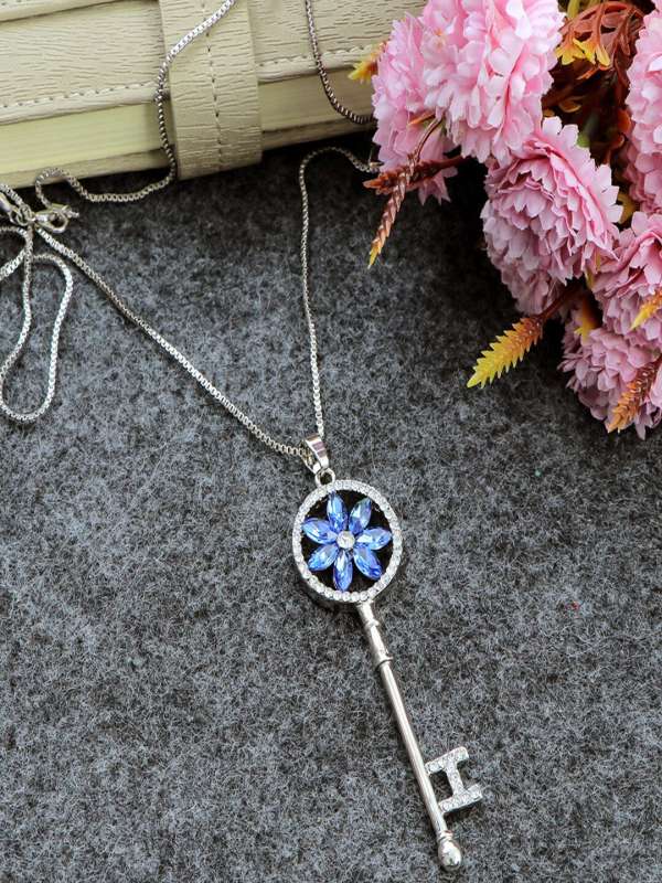 Artificial chain necklace on sale