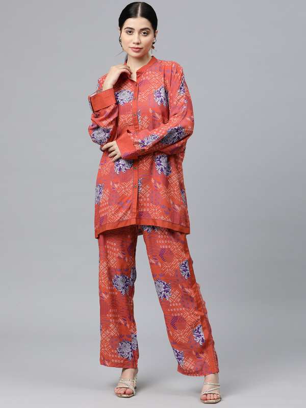 Buy Olive Ikat Blazer with Pants Co-Ord Set for Women