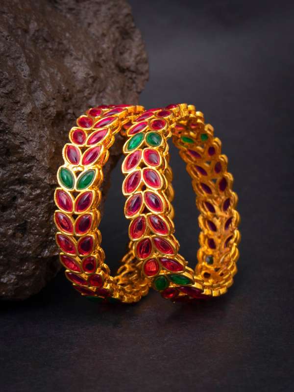Sukkhi Gold White Alloy Bangle Buy Sukkhi Gold White Alloy