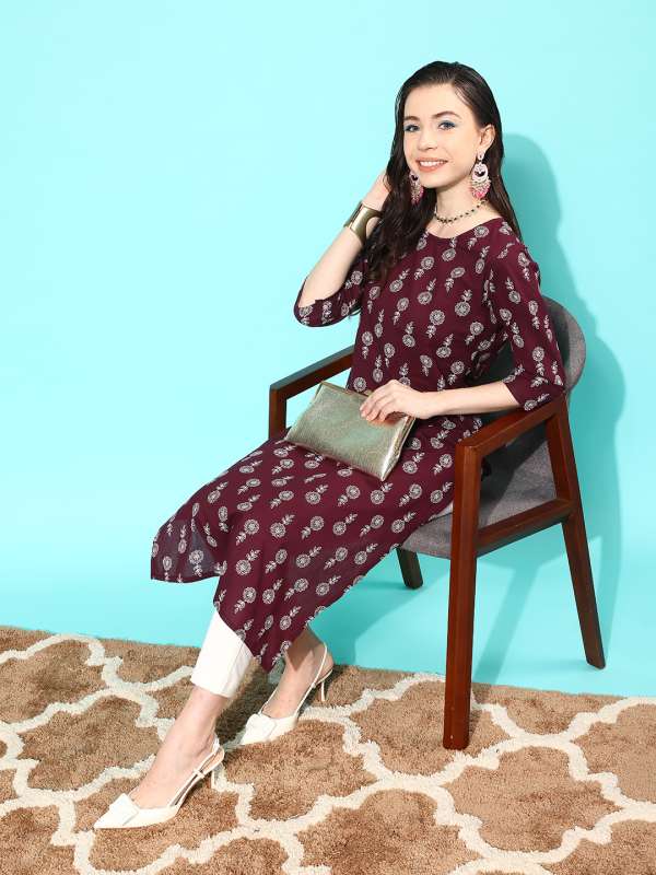 Nayo women's printed straight kurta hotsell
