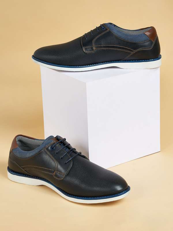 Pantaloons mens clearance shoes