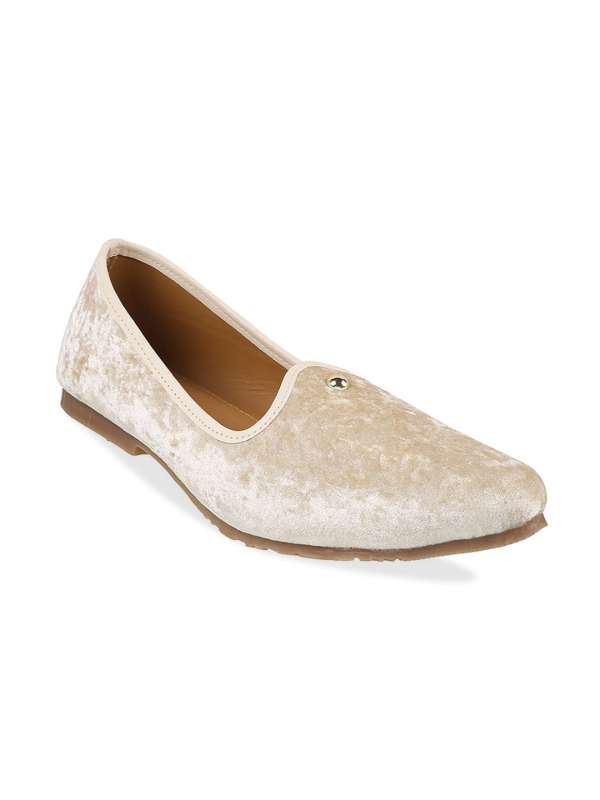 Mojaris Shoe Buy Mojari Shoes online for Men Women Myntra