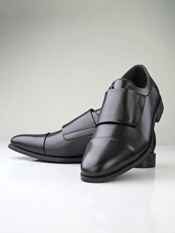 Mens dress shoes best sale with velcro straps
