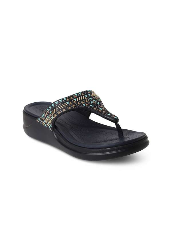 Myntra crocs sales flip flops