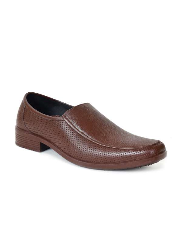 Under 500 Formal Shoes Buy Under 500 Formal Shoes online in India