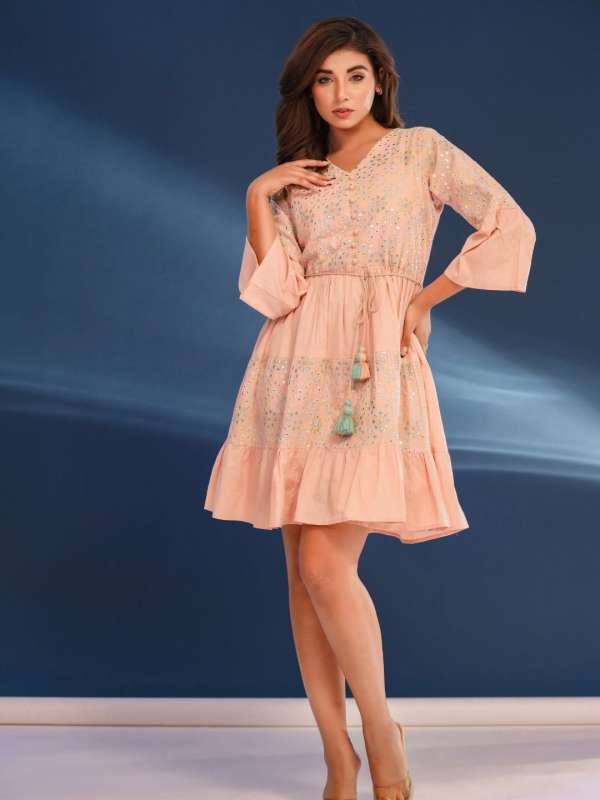 Peach colored shop summer dresses