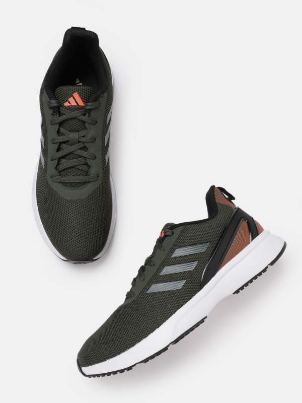 Scarpe nike shop adidas puma