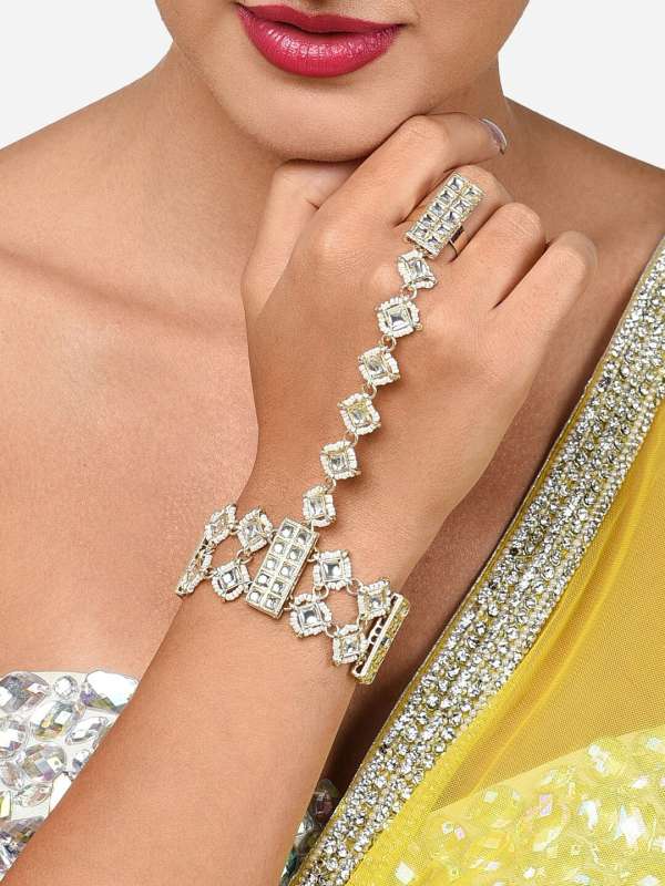 14k White Gold 4.3mm Figaro Link ID Bracelet-calidas.vn
