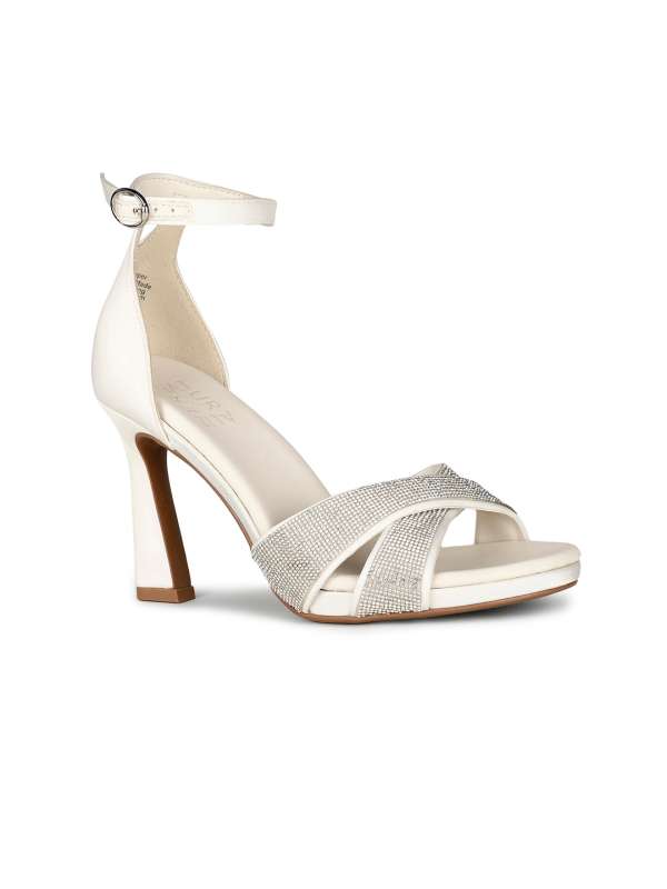 Naturalizer block heel discount sandal