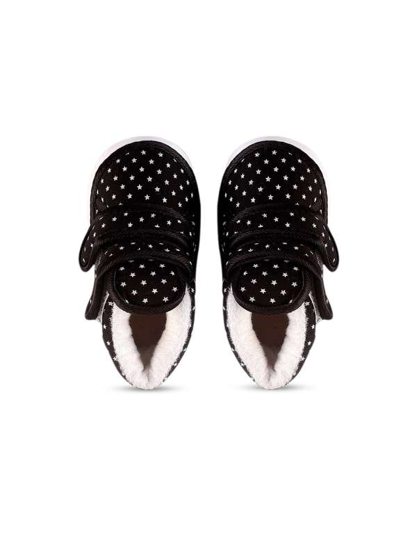Slippers for best sale women under 300