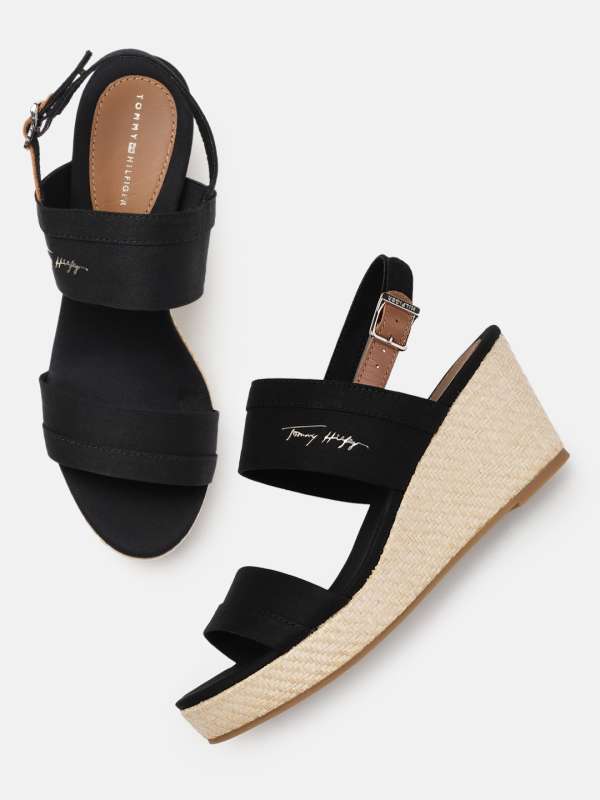 Tommy hilfiger hotsell bekett platform sandal