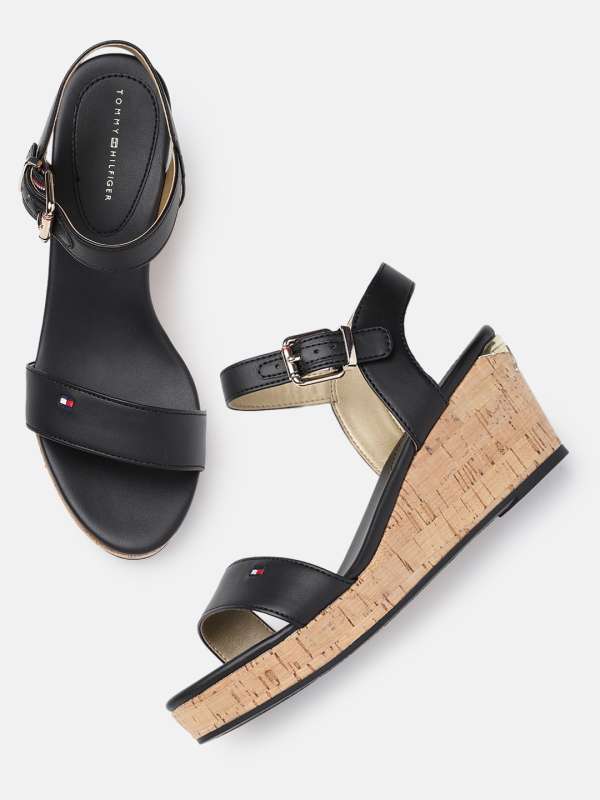 Tommy hilfiger platform sandals 2025