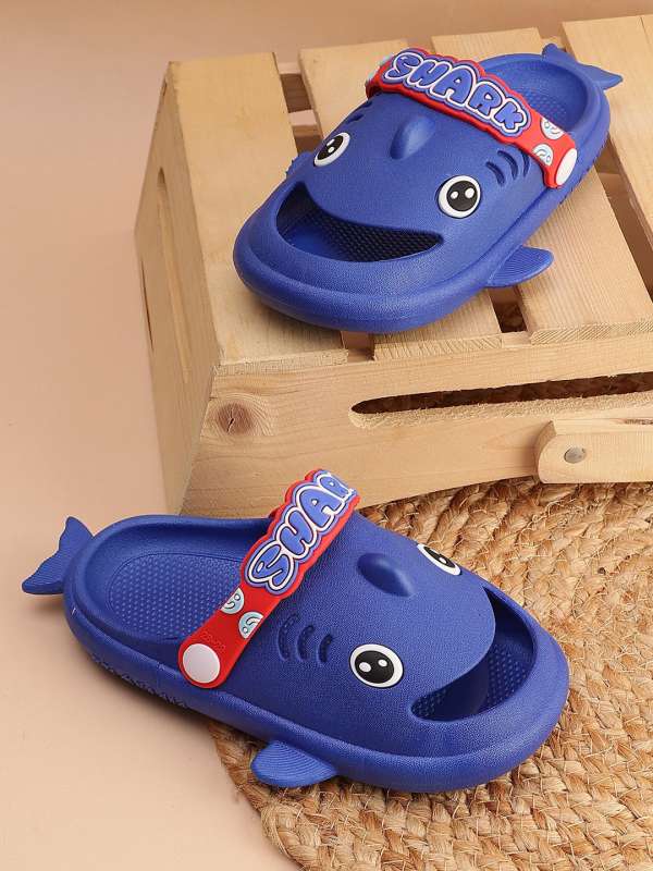 Shark kids slippers store