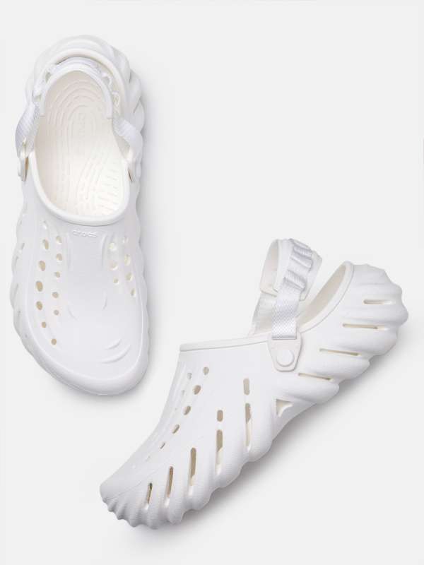 Crocs clearance men myntra