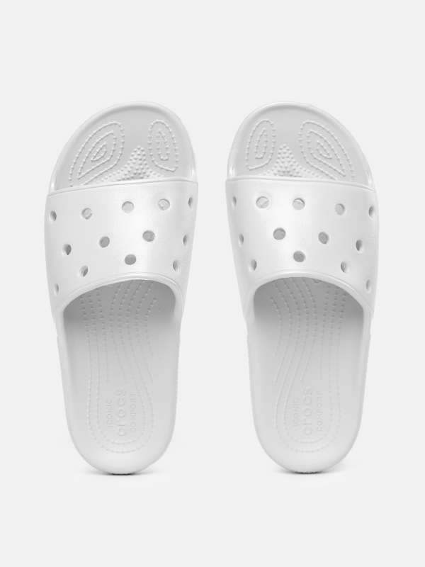 Crocs below 1500 sales