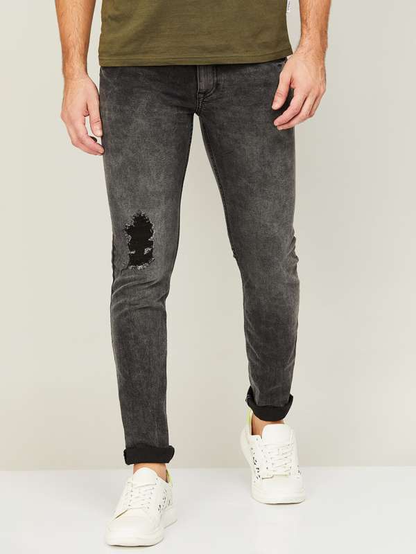 Distressed sales jeans myntra
