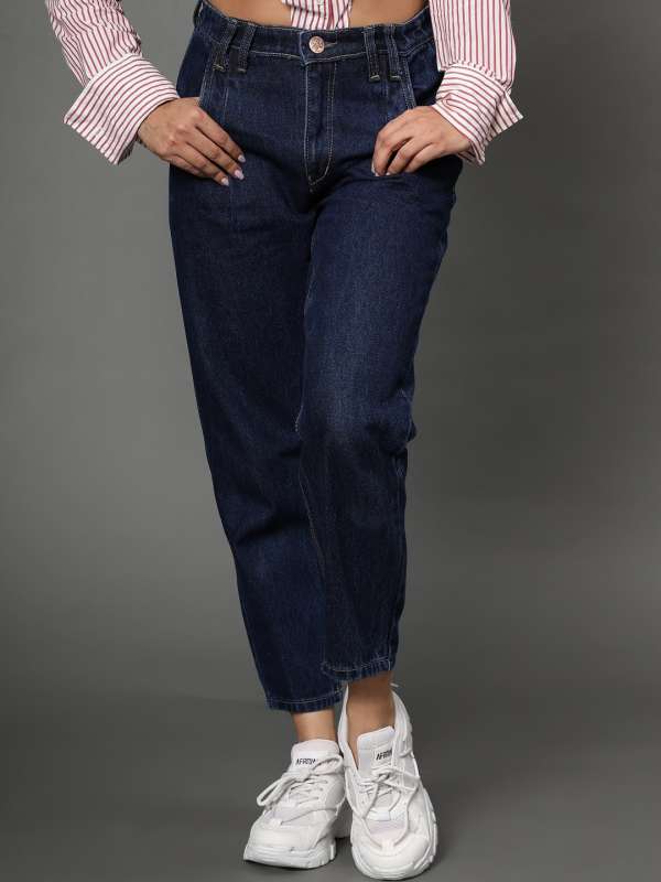 Boyfriend jeans myntra top
