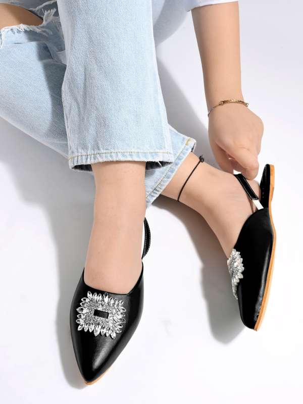 Pointy mules store