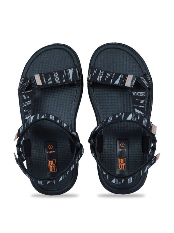 Mens sandals new arrivals online below 500