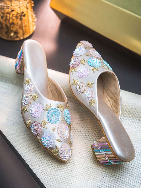 Footwear for women myntra new arrivals