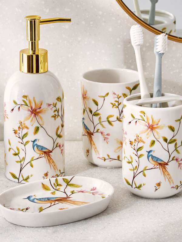 Soap 2025 dispenser online