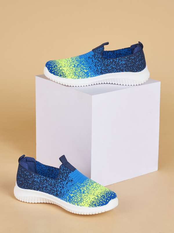 Pantaloons footwear sale online