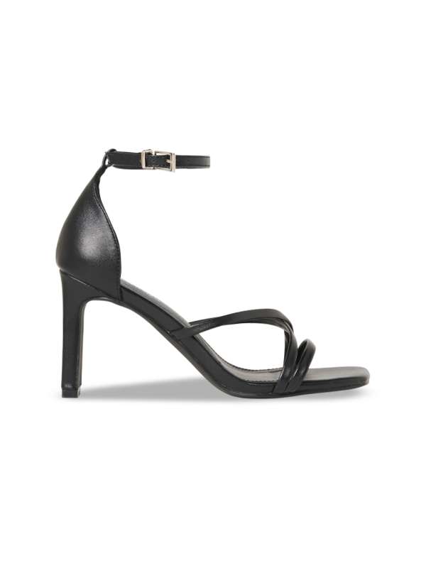 Forever new footwear shop