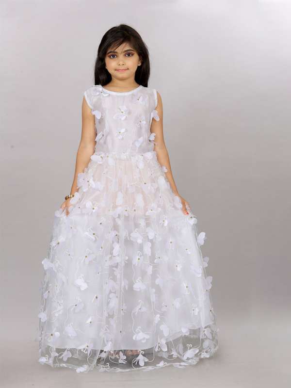 4187830 White Dress Images Stock Photos  Vectors  Shutterstock