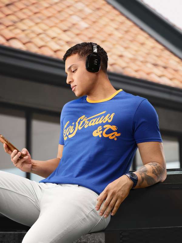 Levi's commuter t shirt store