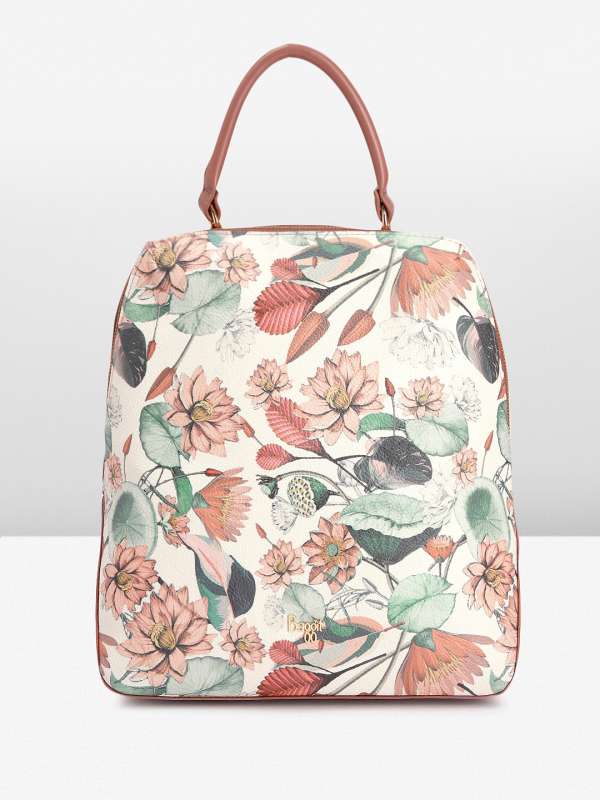 Myntra handbags baggit top