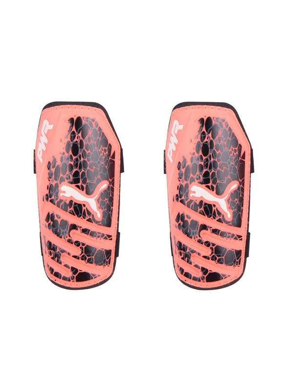 nike shin guards myntra