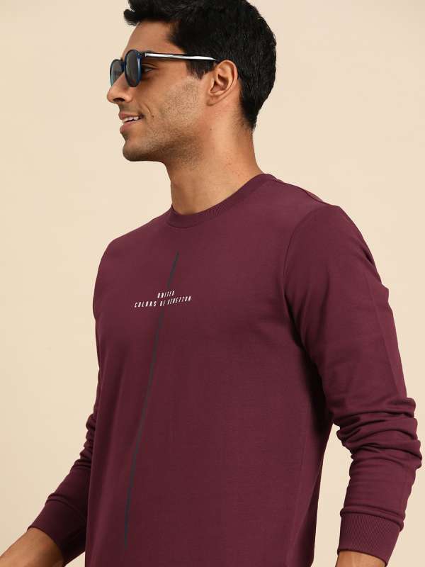 Maroon top color sweatshirt