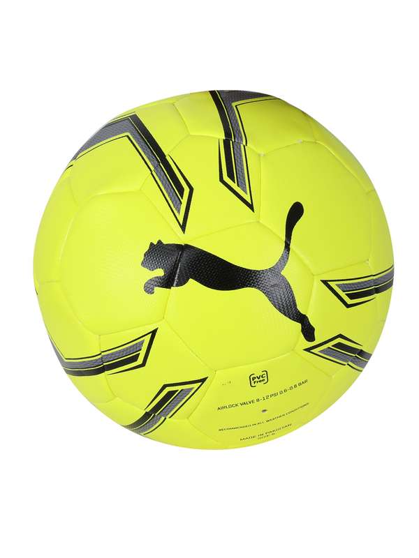 myntra nike footballs