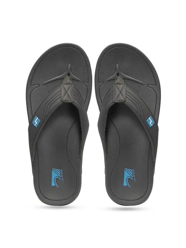 Nike sandals hotsell 219
