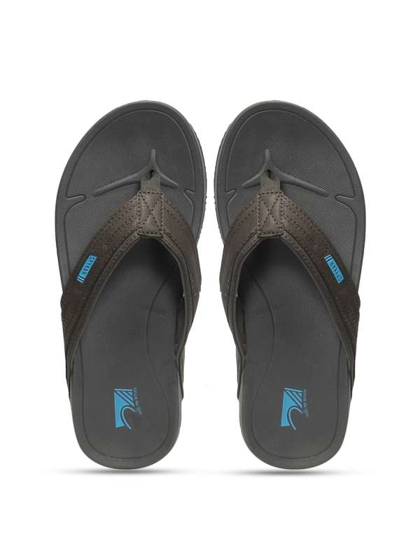 Guess sales slippers mens