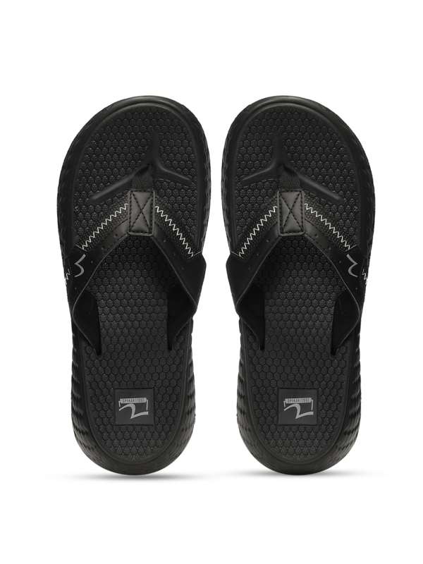 Guess mens flip clearance flops