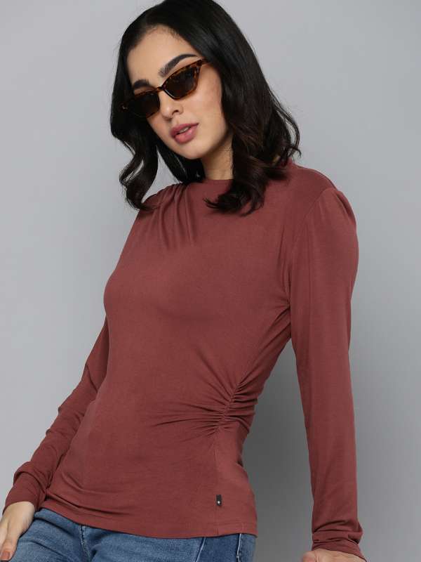 Levi's maroon t shirt shop