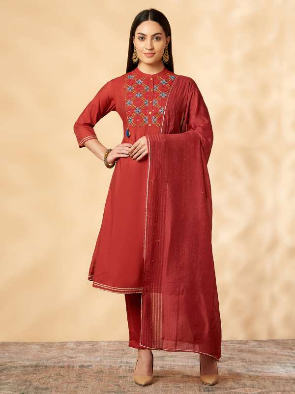 Imara suit sets discount