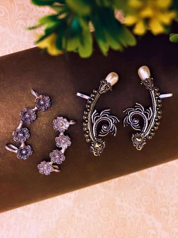 Ear sales cuffs myntra