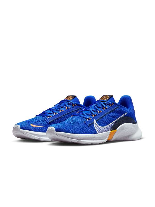 Nike in shop season 7