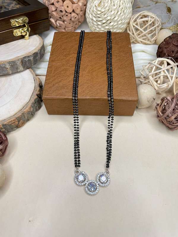 Tanishq Diamond S Mangalsutra Tanmaniya Buy Tanishq Diamond S Mangalsutra Tanmaniya online in India
