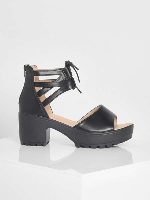 Boohoo heeled 2025 sandals