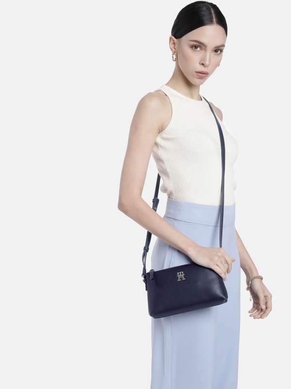 Tommy sling 2025 bag for sale