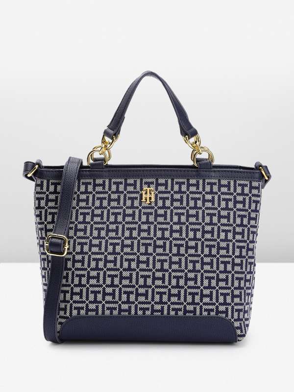 Tommy hilfiger handbags online india on sale