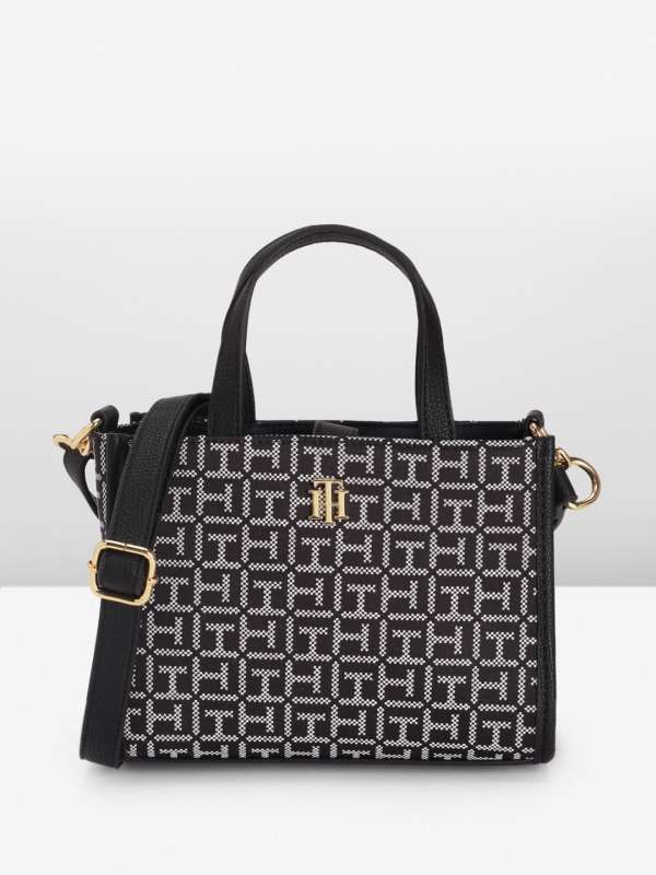 Tommy hilfiger hotsell handbags clearance india